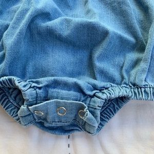 Ruffle Butts One Pieces - Denim bubble romper size 3-6 mos. Ruffle Butts One Pieces - Denim bubble romper size 3-6 mos.